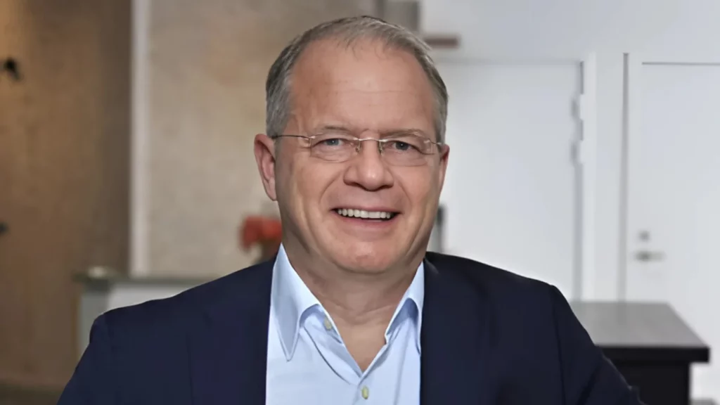 Martin Lundstedt President and CEO at Volvo Group North America LLC Volvo Group North America LLC